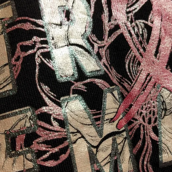 Donated - Strong Female Hero T-shirt - Picture 8 of 8